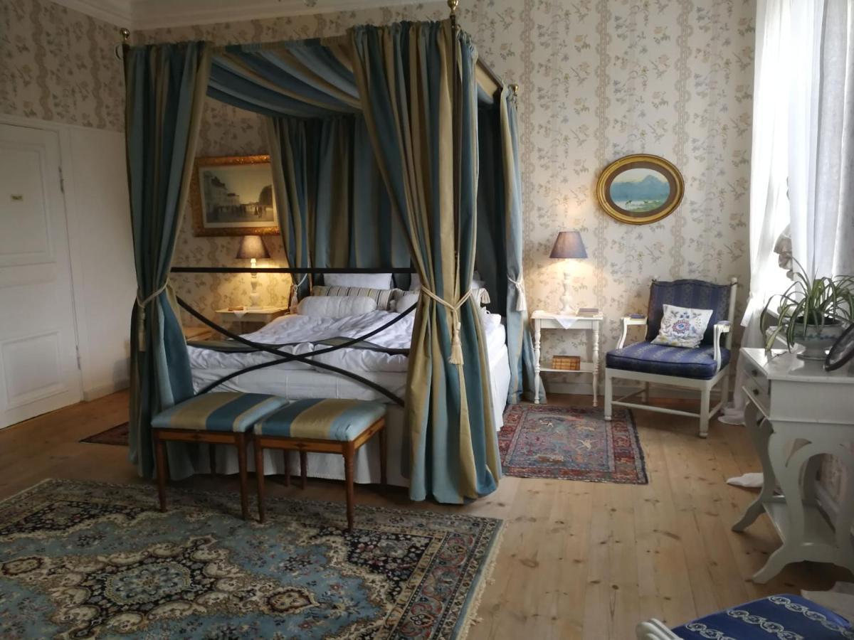 Naeaes Slott Guest House Floda  Luaran gambar