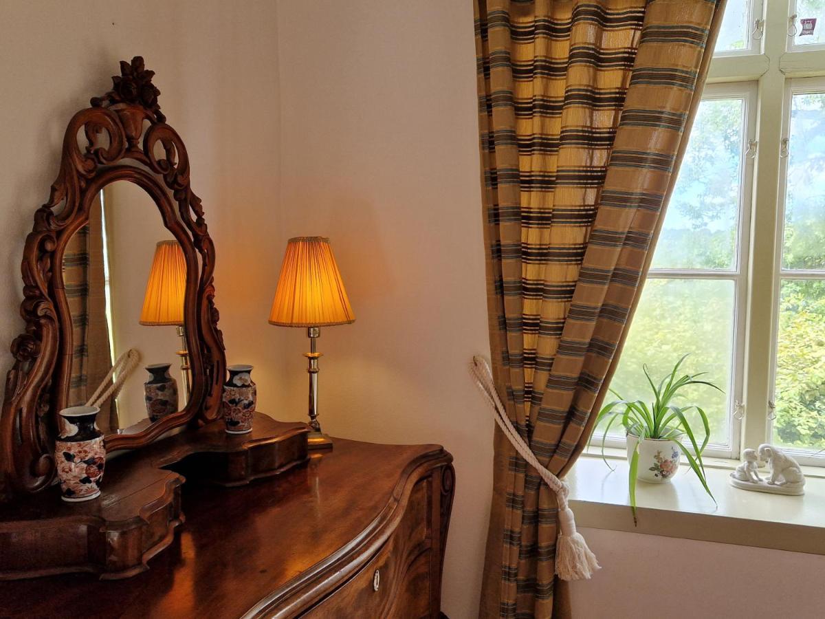 Naeaes Slott Guest House Floda  Luaran gambar