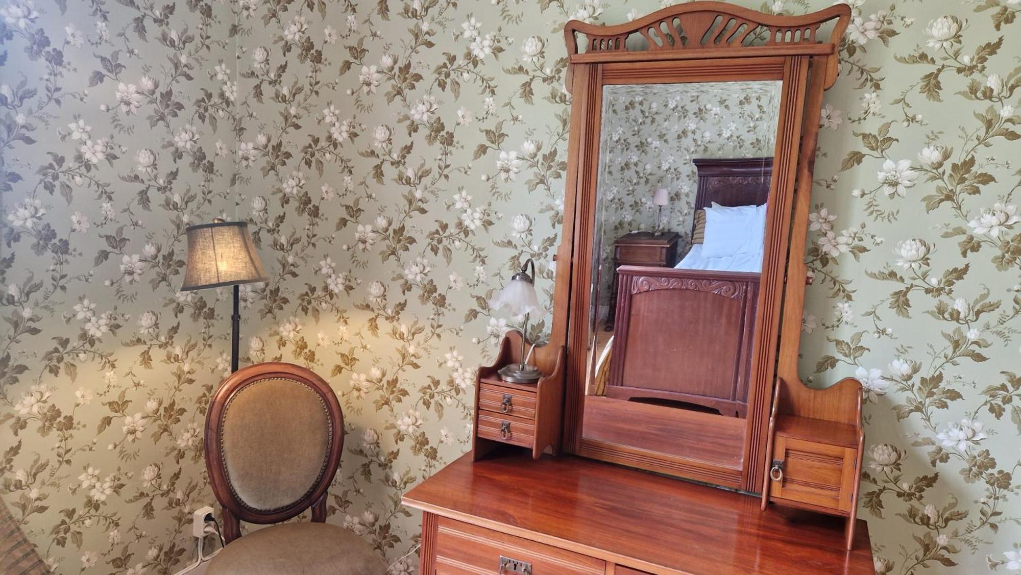 Naeaes Slott Guest House Floda  Luaran gambar