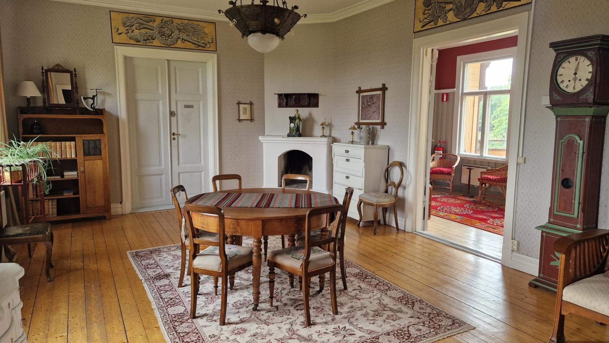 Naeaes Slott Guest House Floda  Luaran gambar