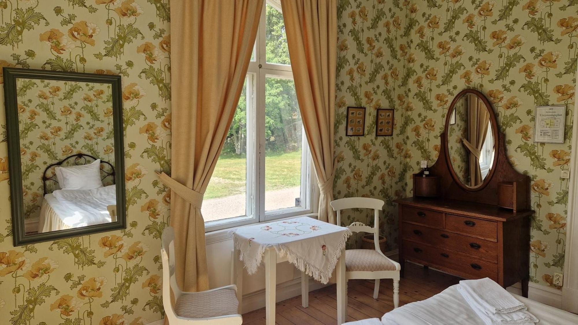 Naeaes Slott Guest House Floda  Luaran gambar